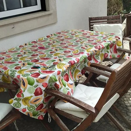 Privado 5 Famoes (Lisbon)
